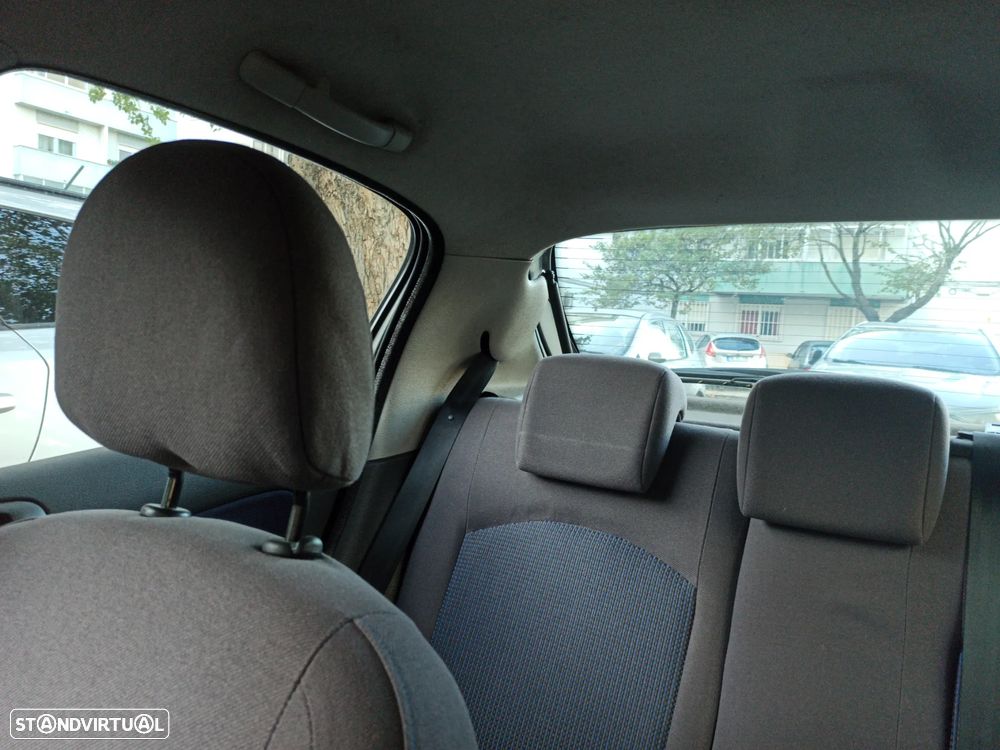 Peugeot 206 1.1 XT - 12