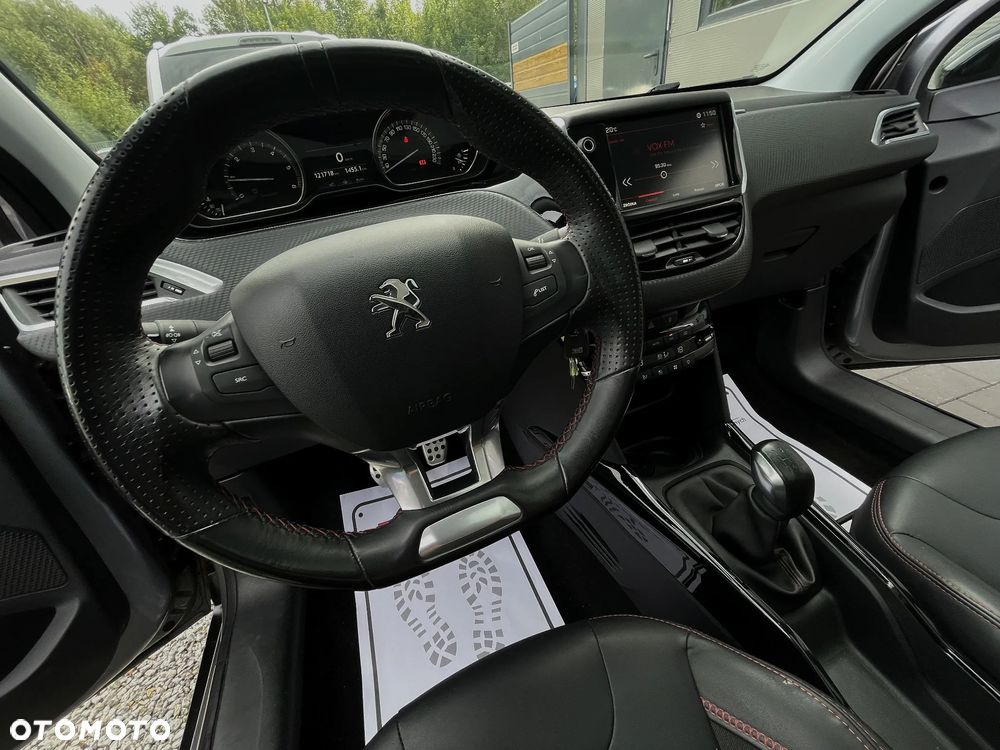 Peugeot 2008 BlueHDi 100 STOP & START Allure - 27