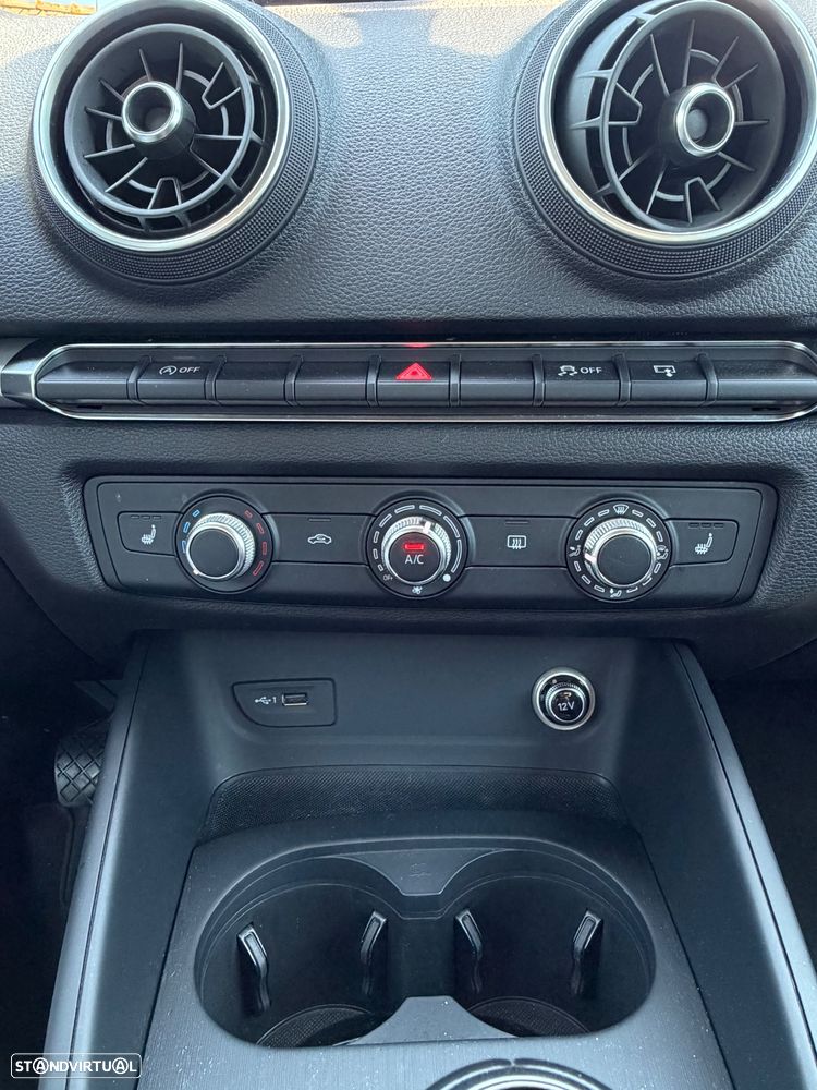 Audi A3 Sportback 1.6 TDI Design - 16