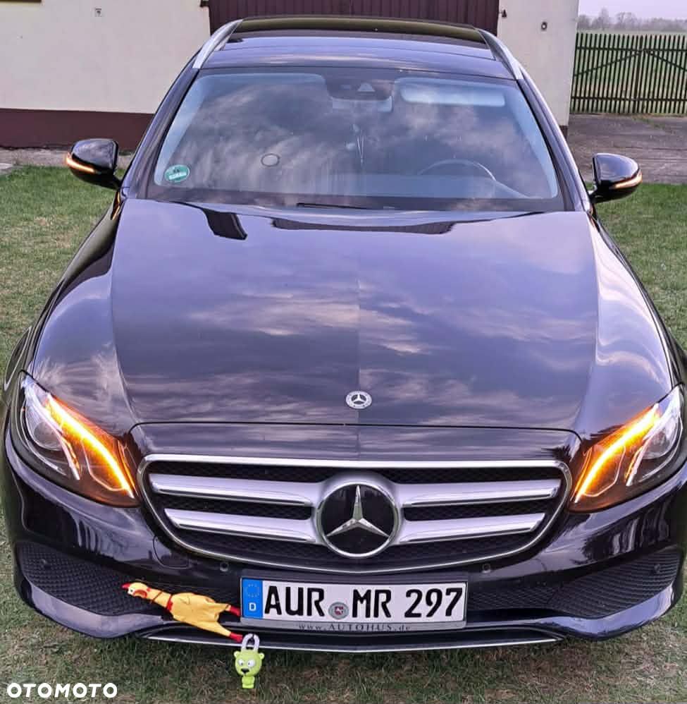 Mercedes-Benz E-Class 2017 photo 2