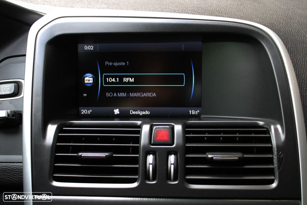Volvo XC 60 2.0 D3 R-Design Geartronic - 40