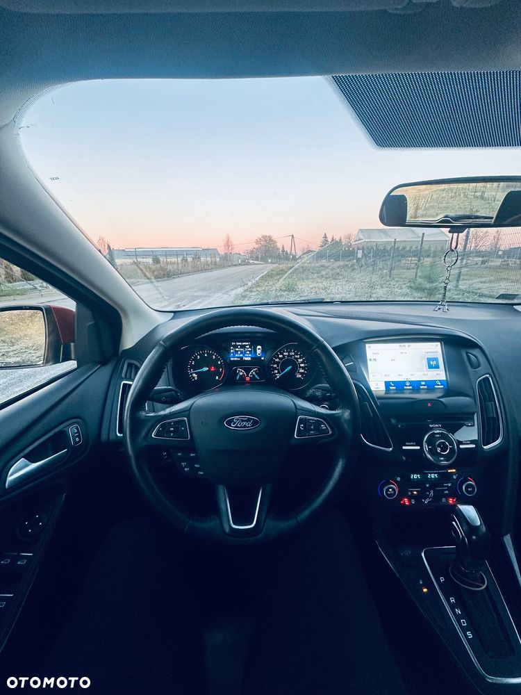 Ford Focus - 11
