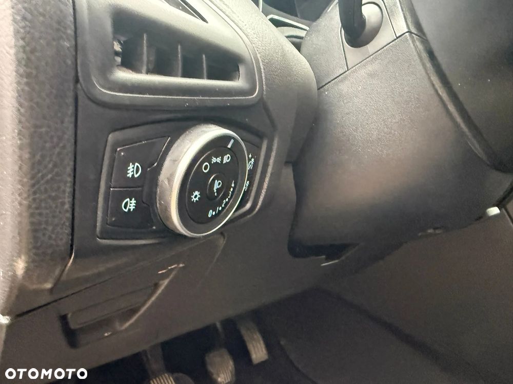 Ford Focus 1.5 EcoBlue Active - 17