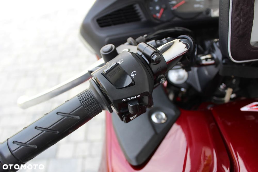 Honda Deauville - 17