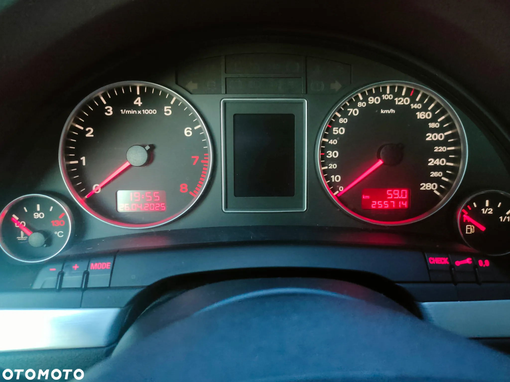 Audi A4 Avant 2.0T FSI Quattro - 12