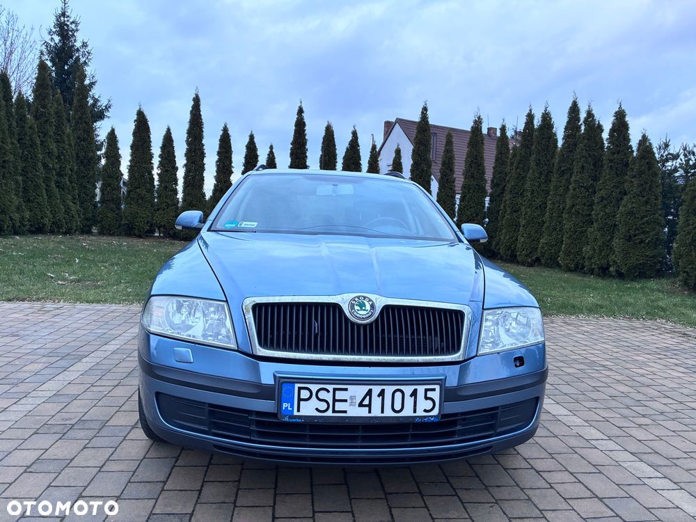 Skoda Octavia 1.6 Combi Ambiente - 5
