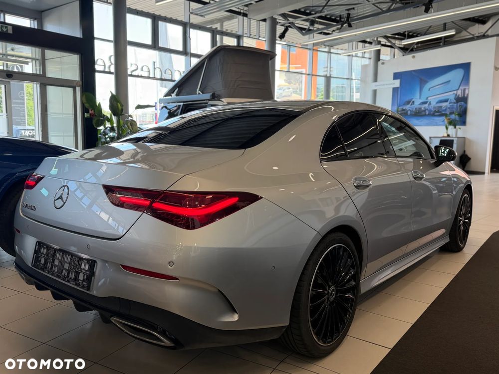 Mercedes-Benz CLA 200 AMG Line 7G-DCT - 3