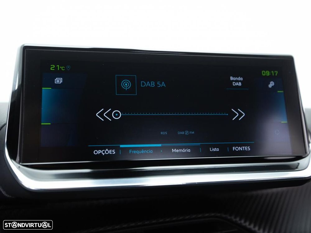 Peugeot e-2008 50 kWh GT - 28