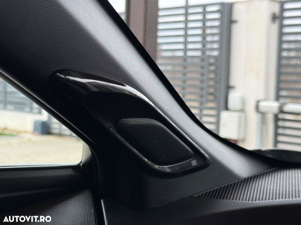 Toyota C-HR 2.0 HSD 184 CP 4x2 CVT C-lassy bi-tone - 35