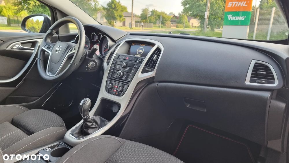 Opel Astra 1.4 Turbo - 15