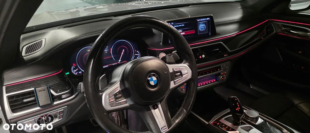 BMW Seria 7 740d xDrive - 10