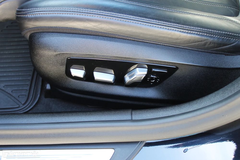 BMW 540 d xDrive Pack Desportivo M Auto - 24