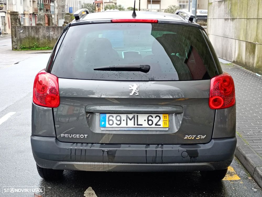 Peugeot 207 SW 1.4 Premium - 6