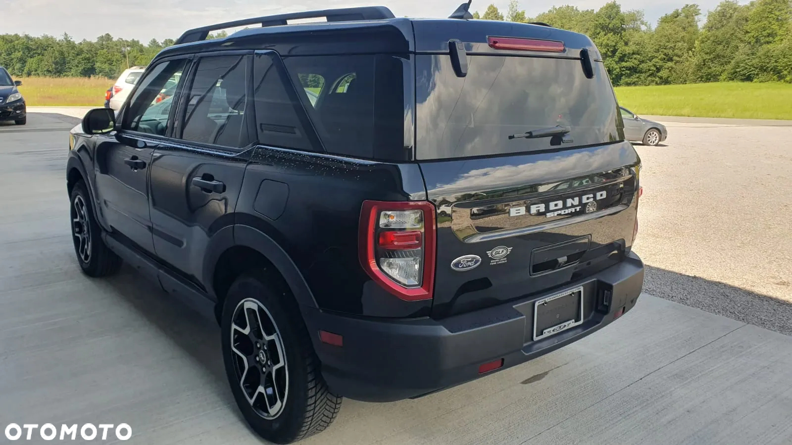 Ford Bronco - 4