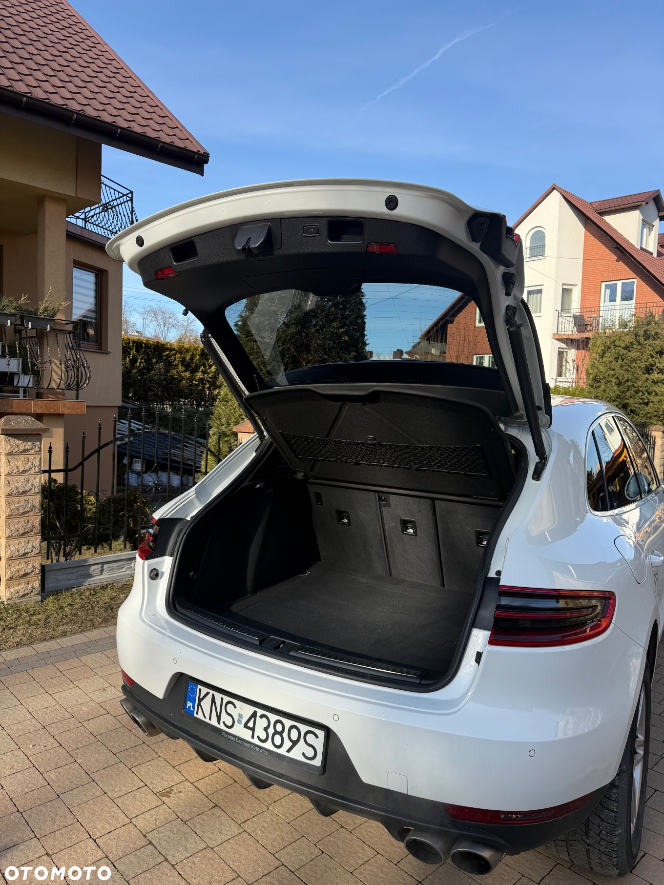 Porsche Macan S - 30