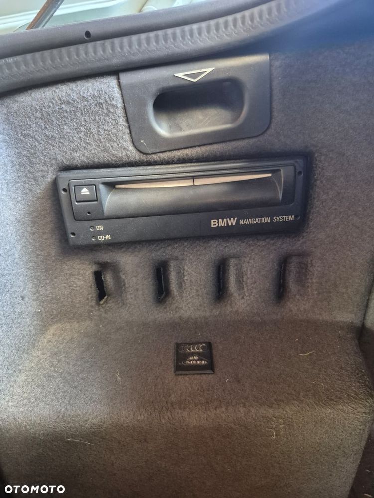 BMW Seria 5 - 32
