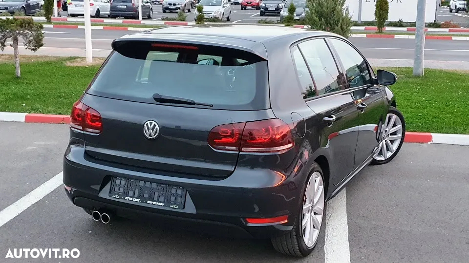 Volkswagen Golf 2.0 TDI DPF DSG GTD - 4