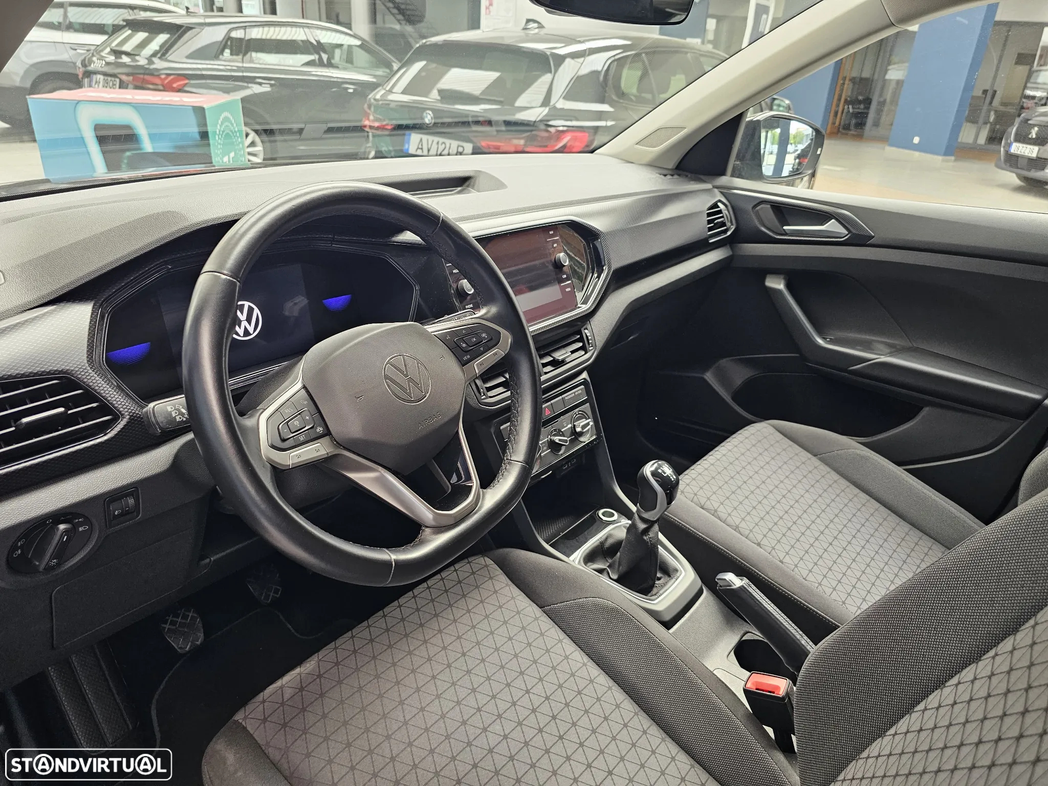 VW T-Cross 1.0 TSI Life - 9