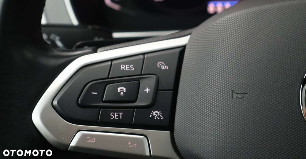 Volkswagen Passat Variant - 24