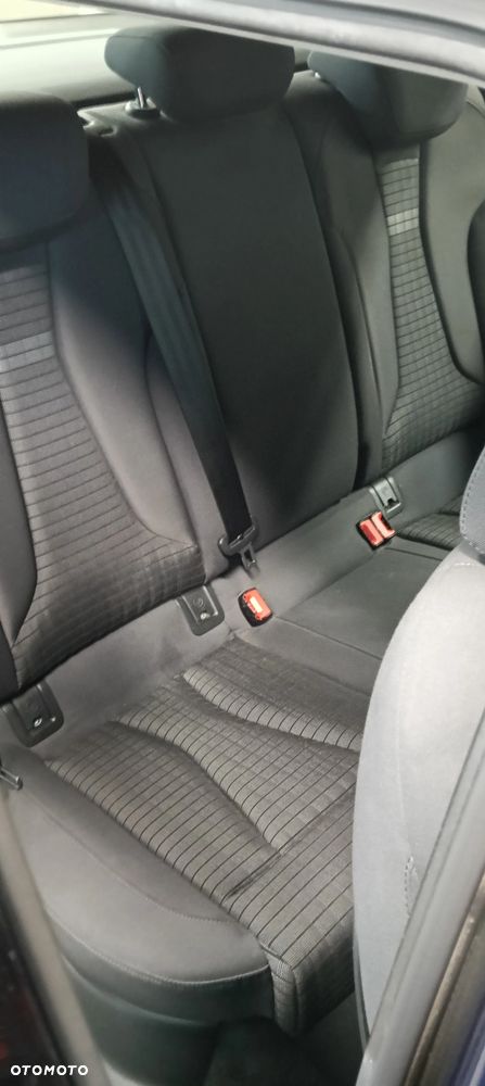 Audi A3 Sportback 2.0 TDI Premiere Edition - 17