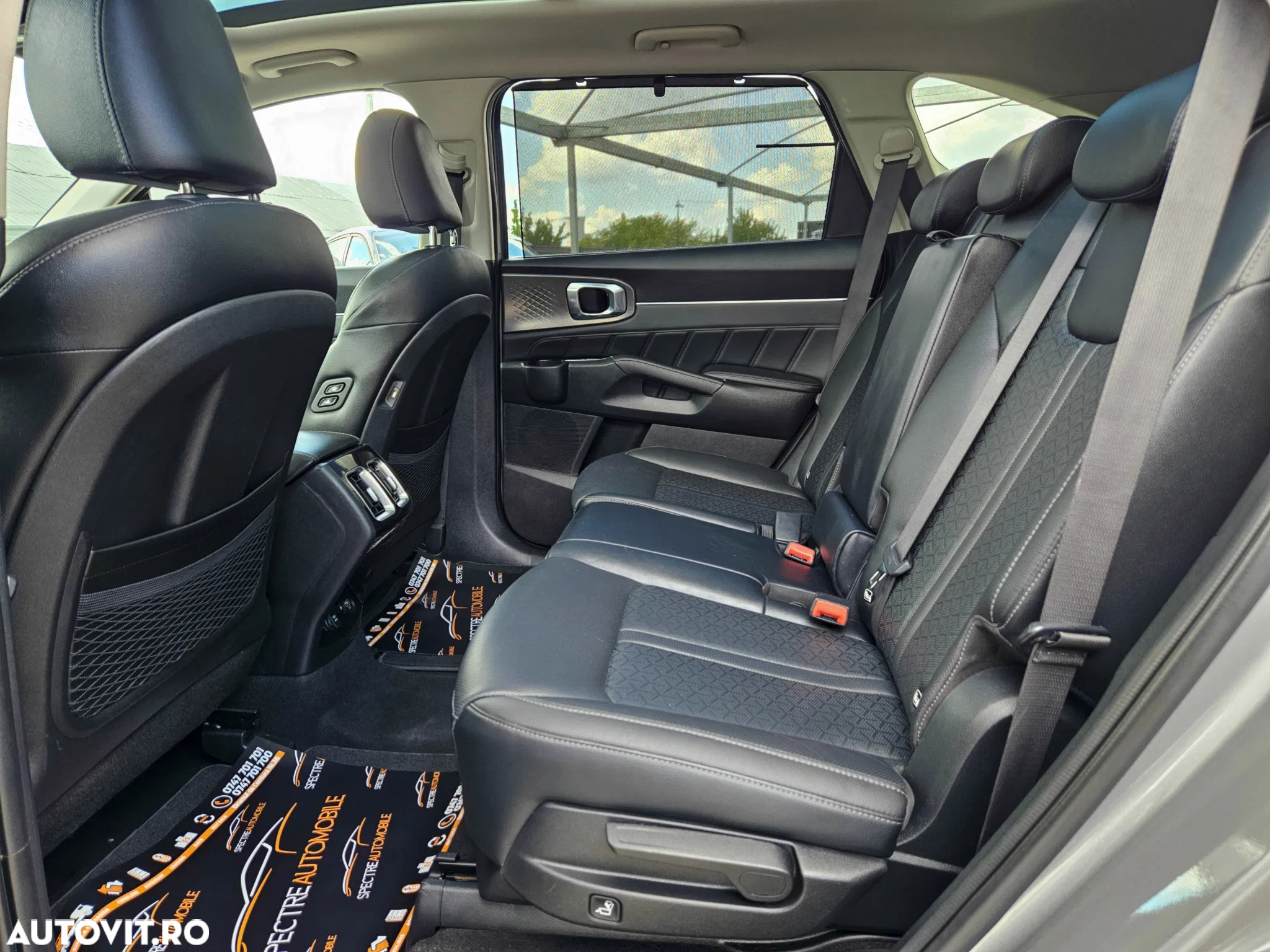 Kia Sorento - 11