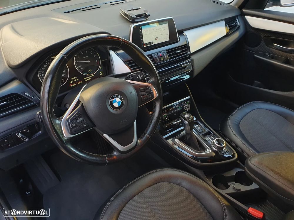 BMW 225xe Active Tourer iPerformance Sport Line - 2