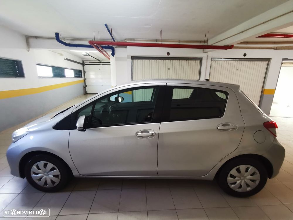 Toyota Yaris 1.0 VVT-i ACtive+AC - 3