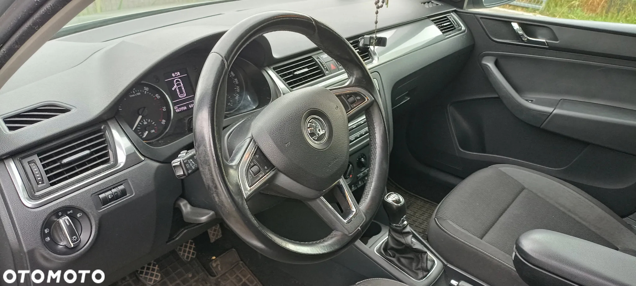 Skoda RAPID - 3