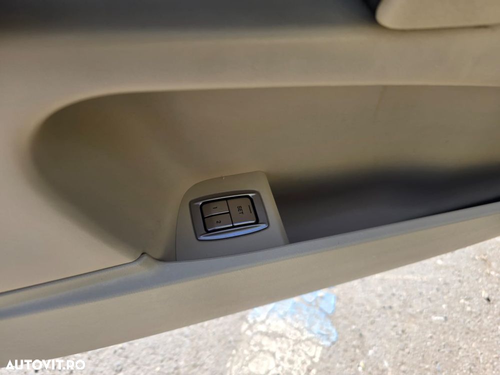 Jaguar XF 3.0 V6 Premium Luxury - 18