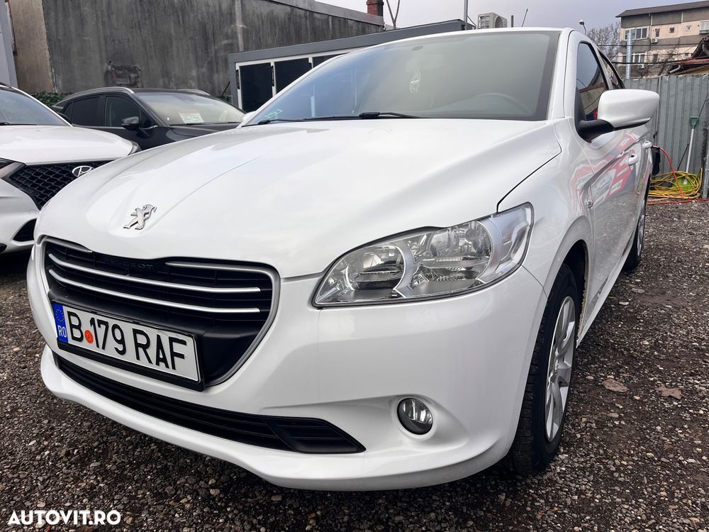 Peugeot 301 1.6 VTi Active - 2