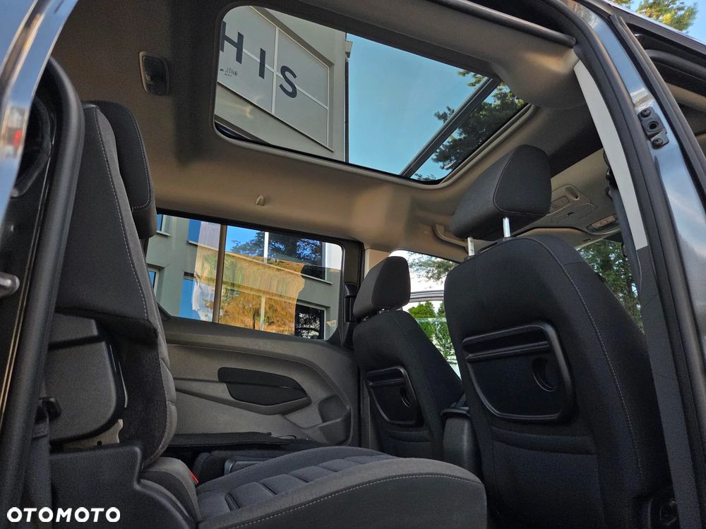 Ford Tourneo Connect Grand - 21