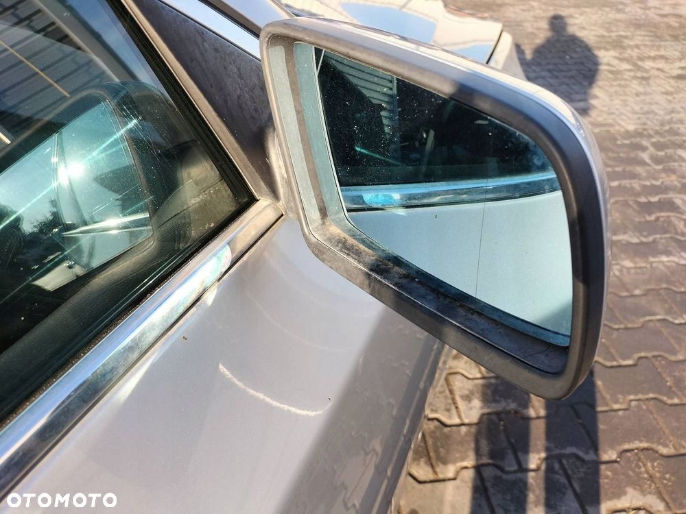 LUSTERKO PRAWE BMW E60 E61 354/7 TITANSILBER 9 PIN (5 PIN + 4 PIN) EU - 5