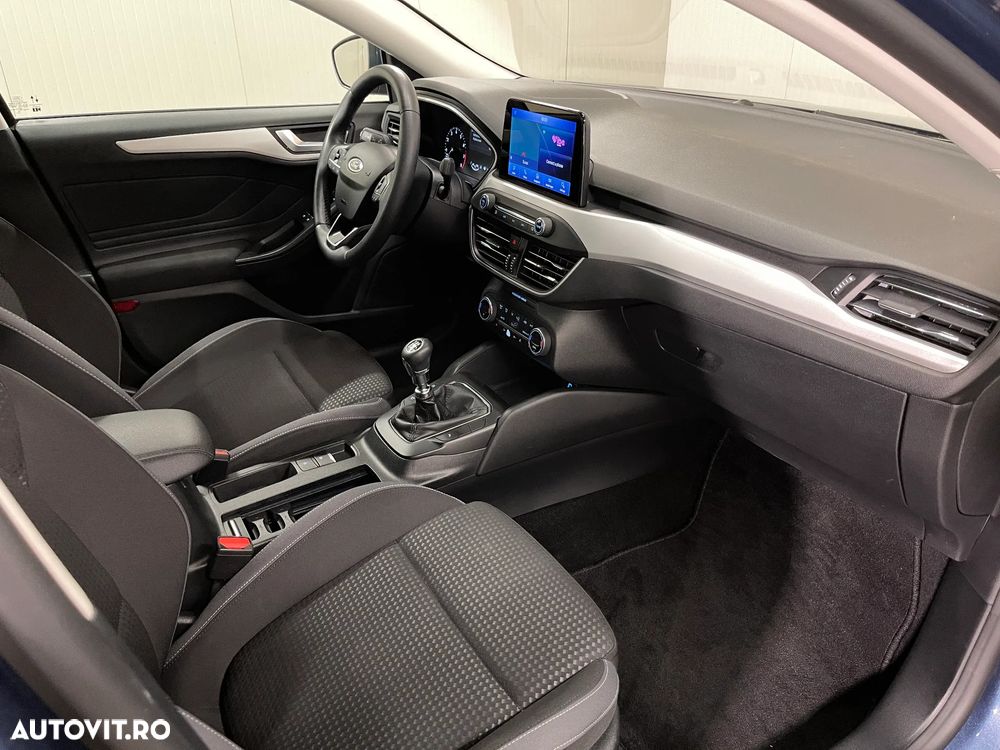Ford Focus 1.0 EcoBoost Connected - 11