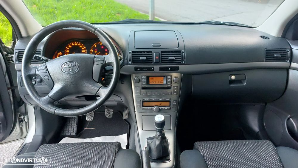 Toyota Avensis SW 2.0 D-4D Sol - 8