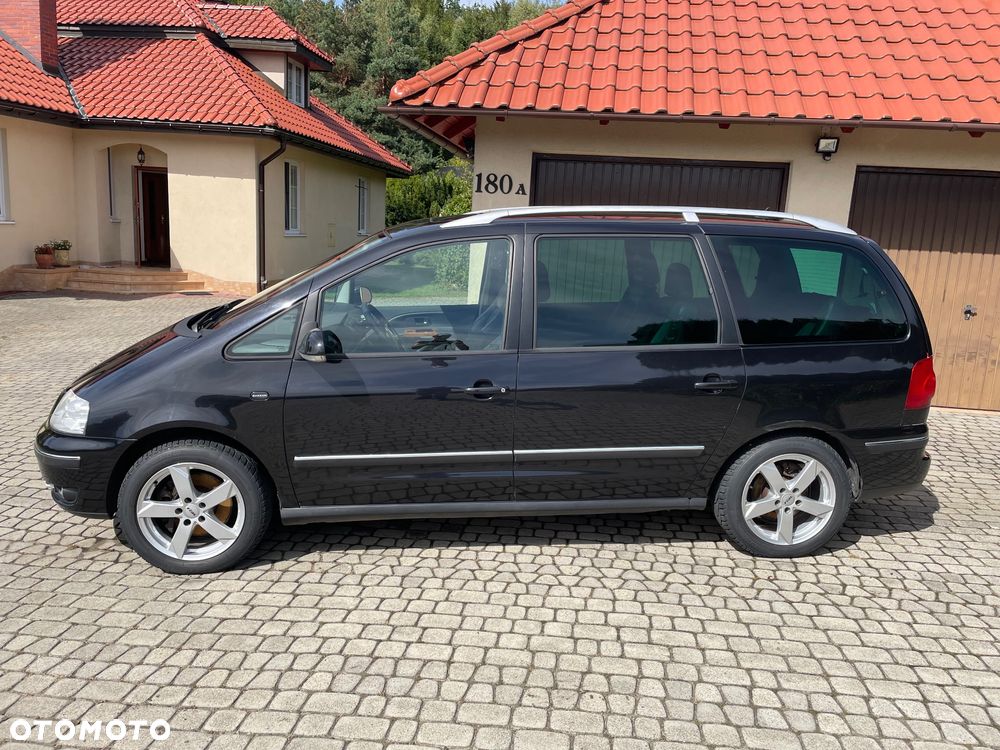 Volkswagen Sharan 2.8 V6 Highline 4Mot - 28