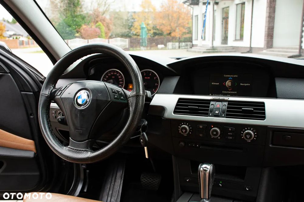 BMW Seria 5 - 30