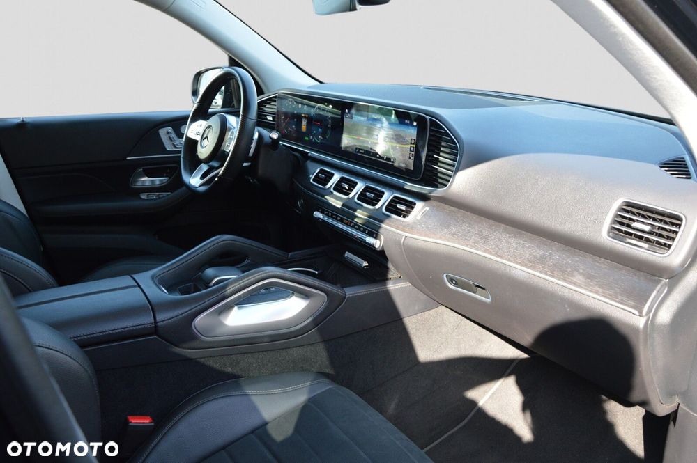 Mercedes-Benz GLE - 26