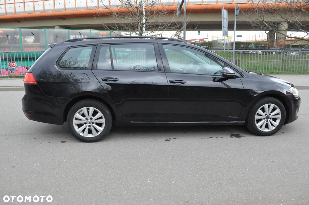 Volkswagen Golf 1.6 TDI BMT Comfortline - 11