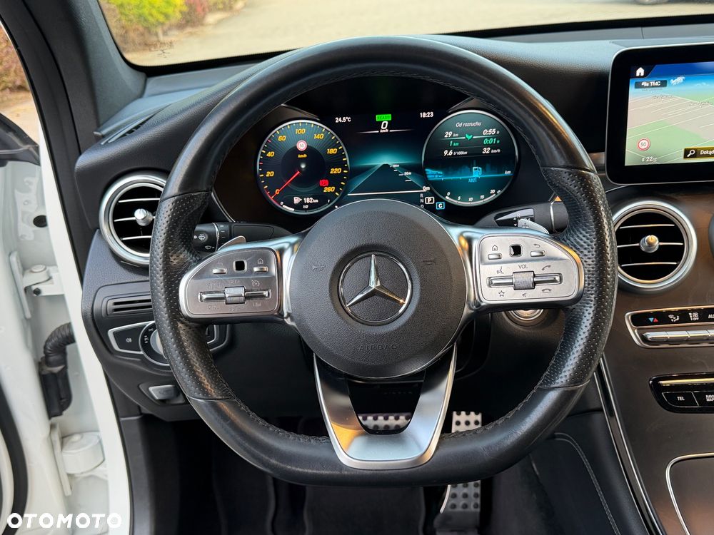 Mercedes-Benz GLC - 25