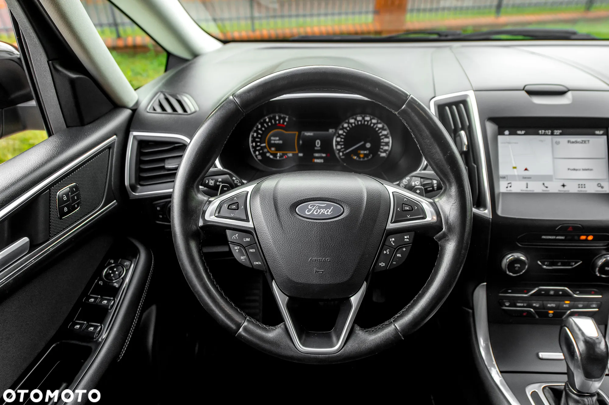 Ford S-Max 2.0 TDCi 4WD Titanium PowerShift - 24