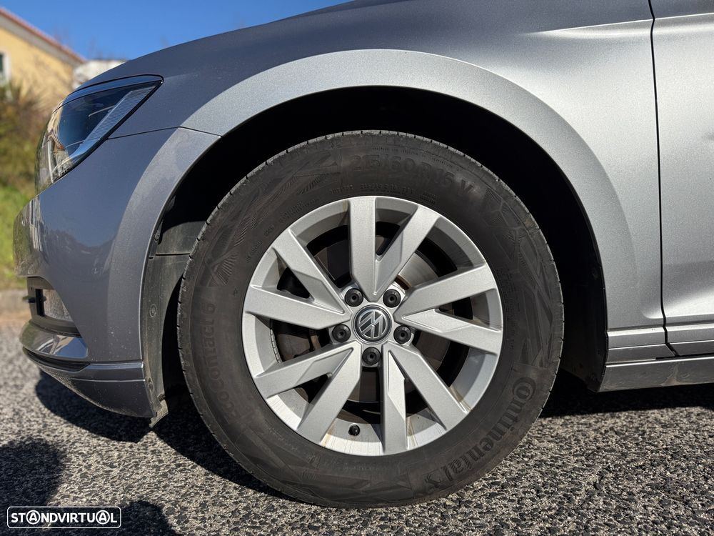 VW Passat Variant 1.6 TDI (BlueMotion ) Trendline - 6