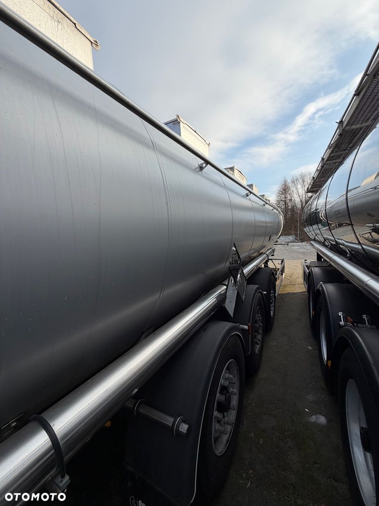 Magyar ADR L4BH 34000L , nowe ADR - 8