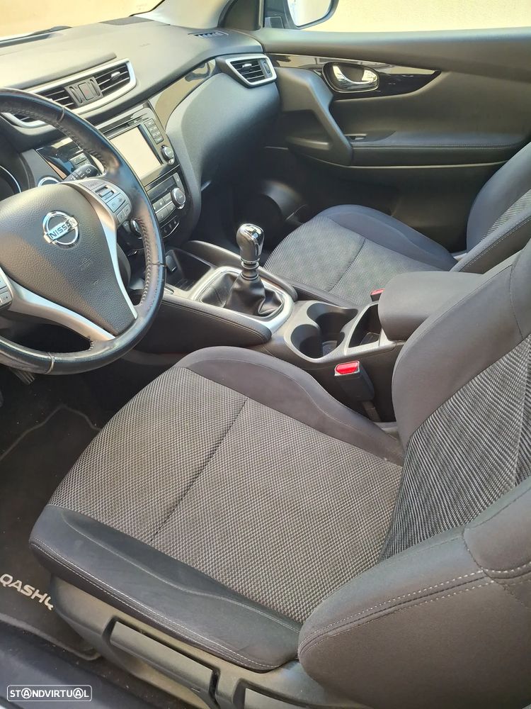 Nissan Qashqai 1.5 dCi N-Connecta RS+PS - 14