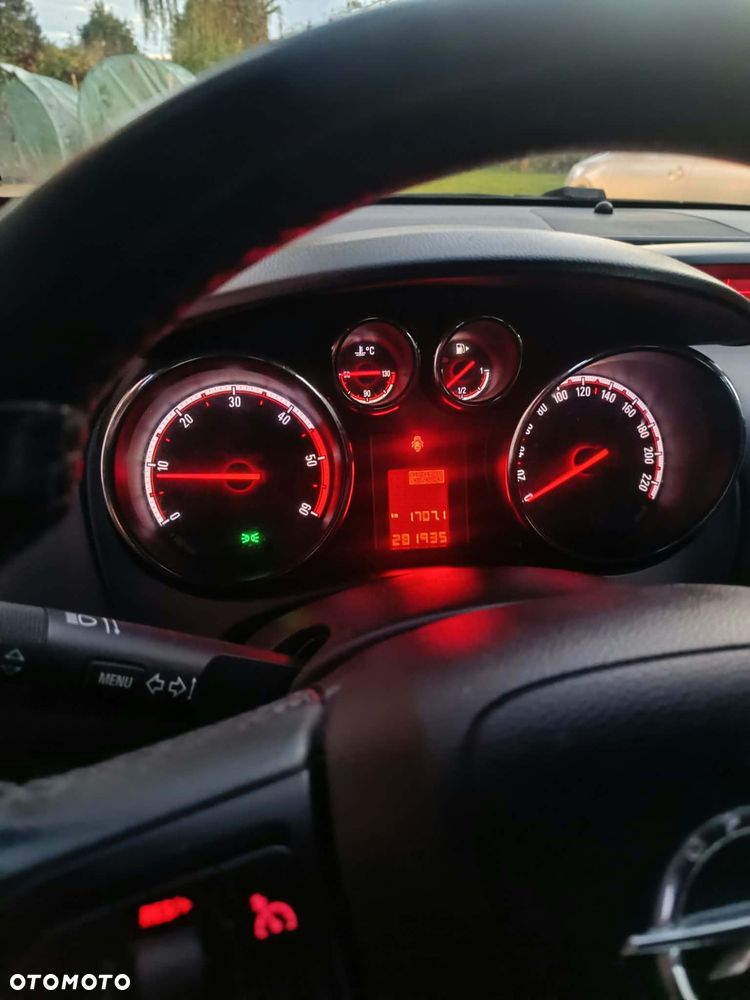 Opel Meriva - 11