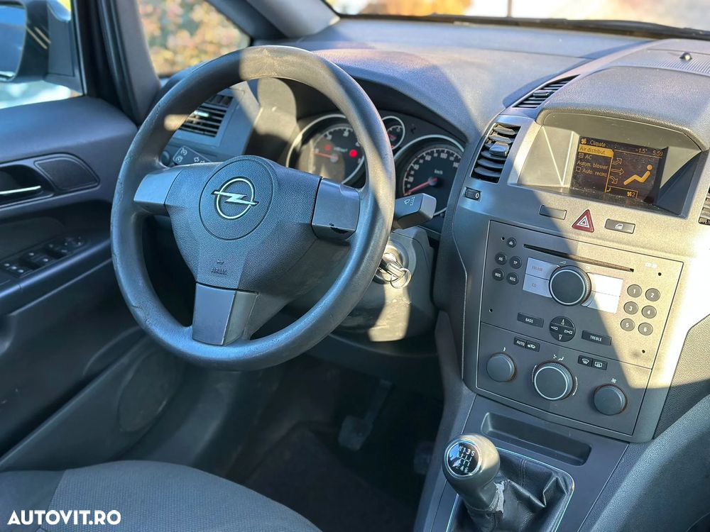 Opel Zafira 1.9 CDTI Essentia - 12