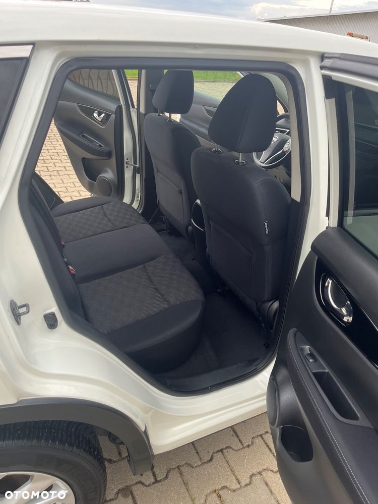 Nissan Qashqai 1.2 DIG-T N-Connecta - 17