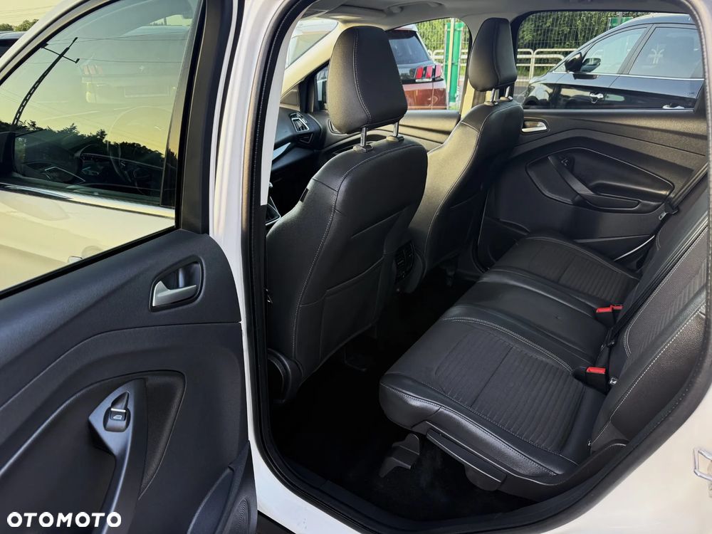 Ford Kuga 2.0 TDCi 4x2 Titanium - 9