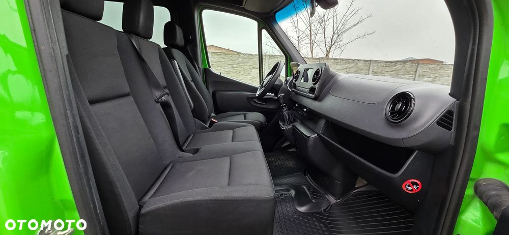 Mercedes-Benz Sprinter 907.221 - 15