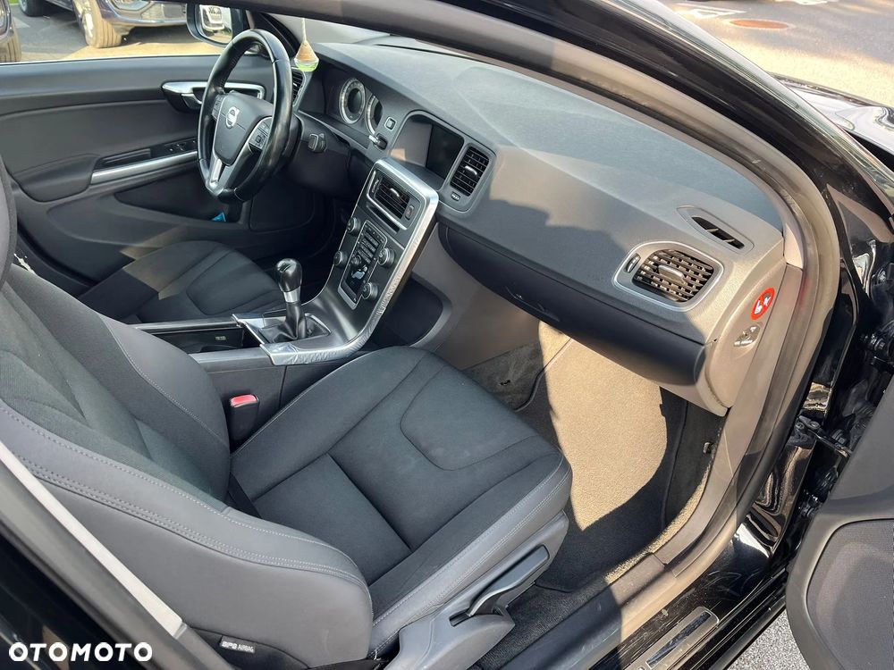 Volvo S60 D3 - 10