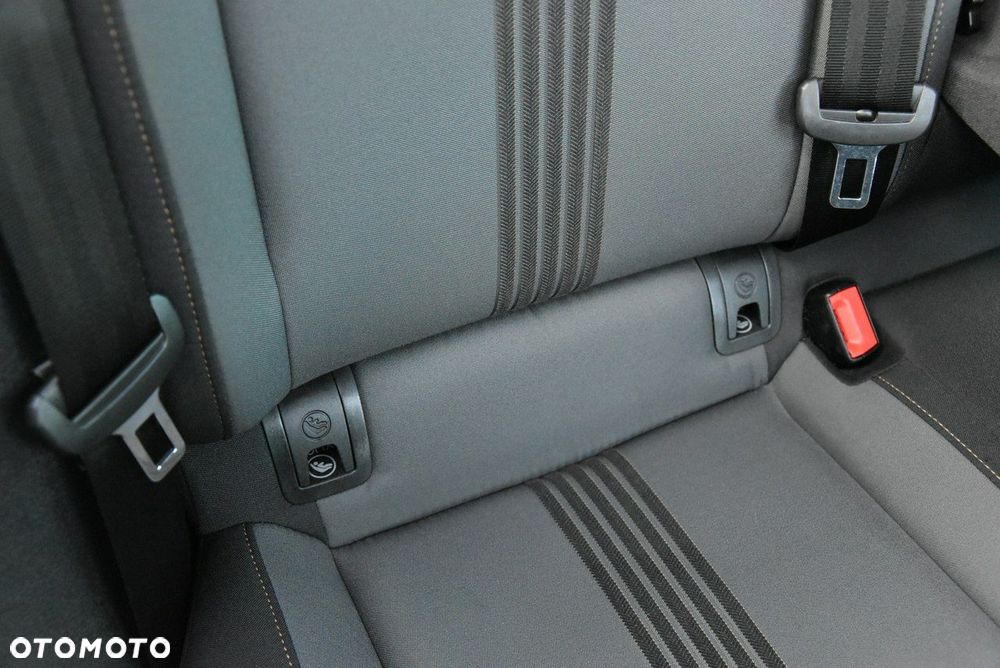 Volkswagen Golf 1.4 TSI BlueMotion Technology Allstar - 36